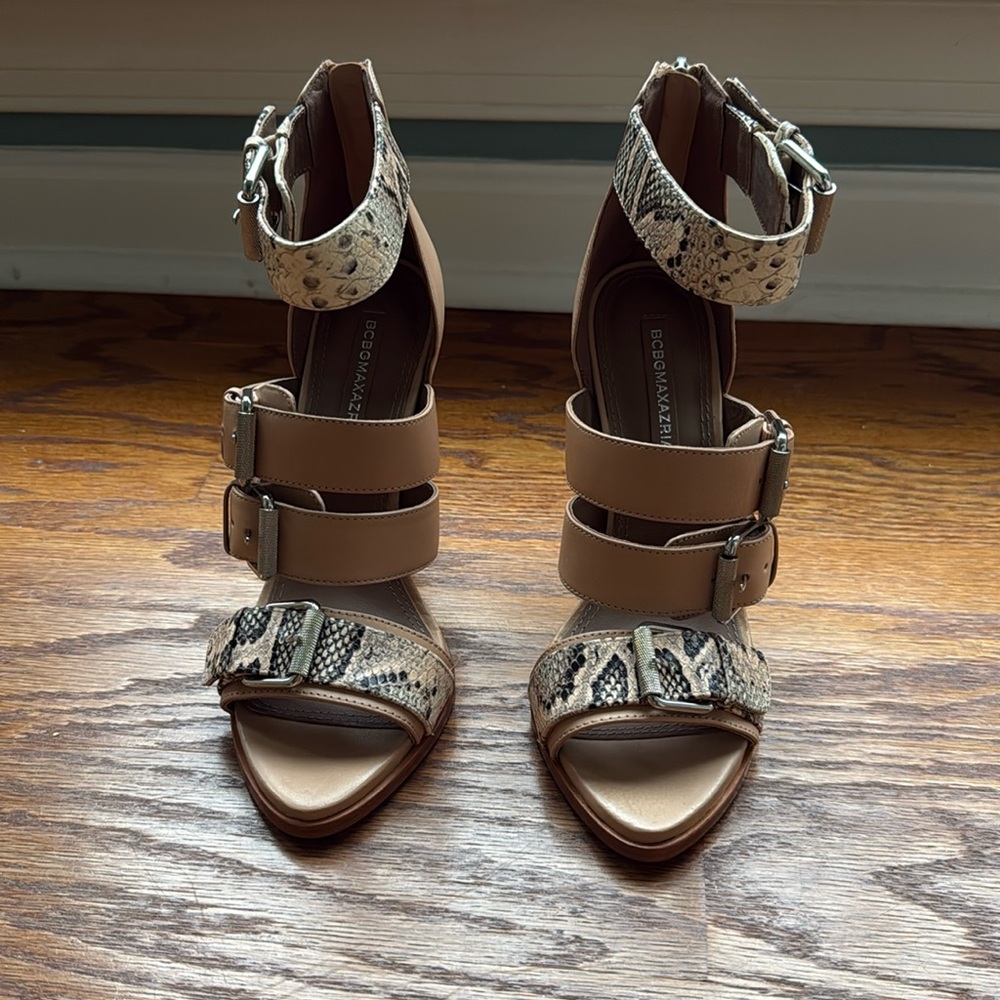 BCBGMaxazria High Heels NEW
